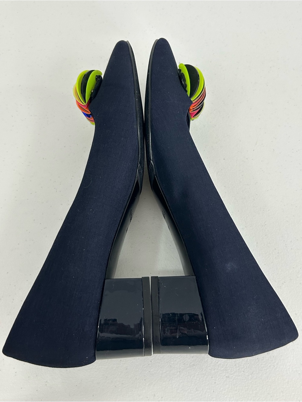 Vaneli Navy Blue Stacked Low Block Heels with Multicolored Disc Design Size 8 N - Picture 4 of 10